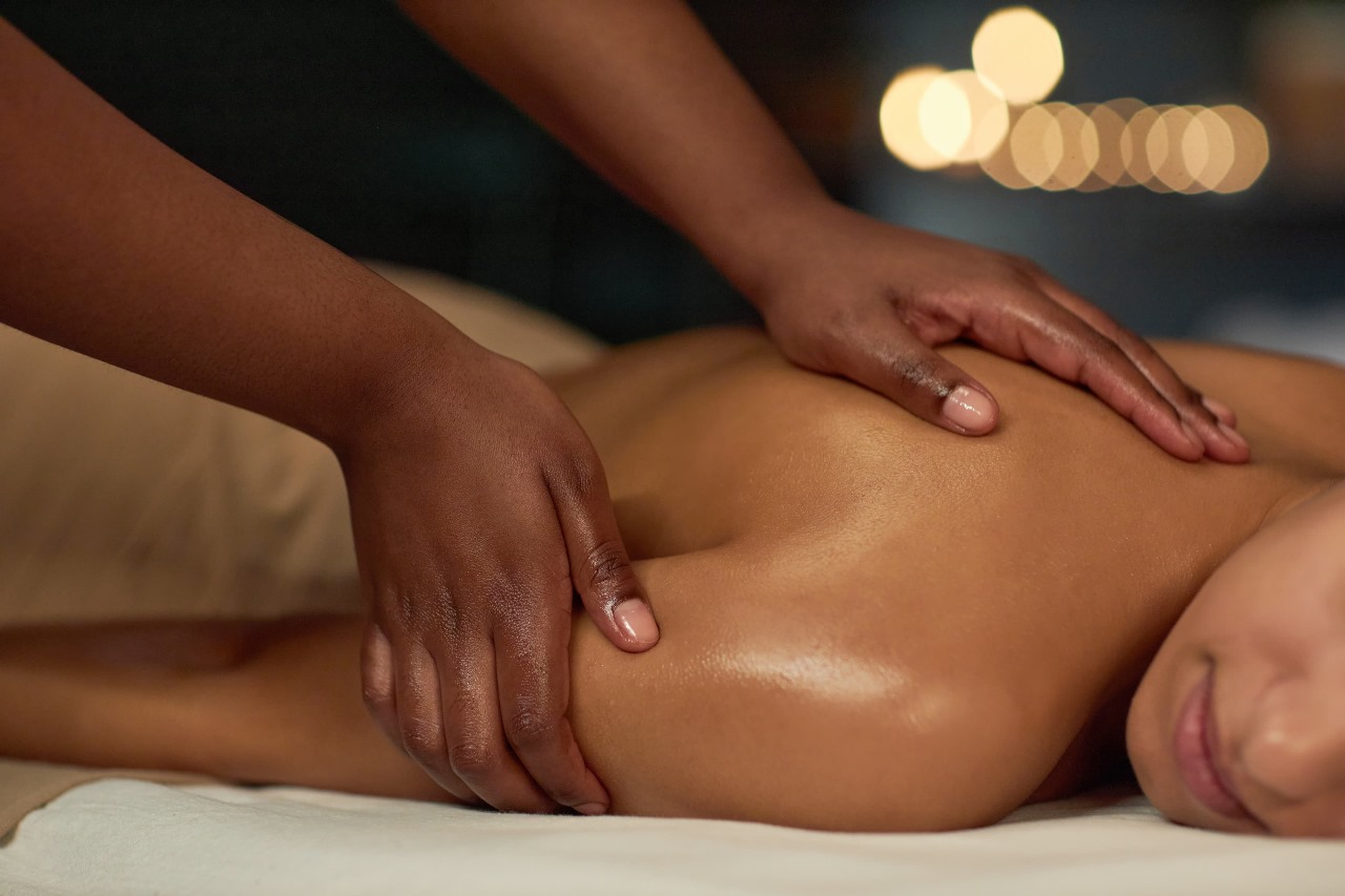 Rejuvenate Your Body with Luxury Deep Tissue Massage in Barsha Dubai